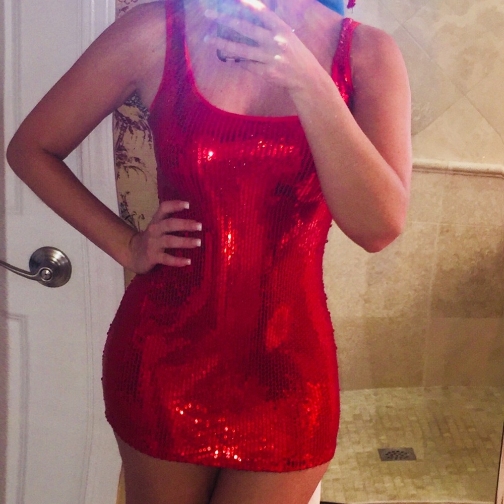 🔥NEW -SUPER HOT -sequin dress & SEXXY thong set!